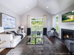 6 Arrowood Ct, Middlebury, CT 06762