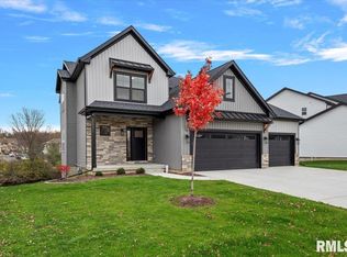 6220 Winterberry Ln, Springfield, IL 62712