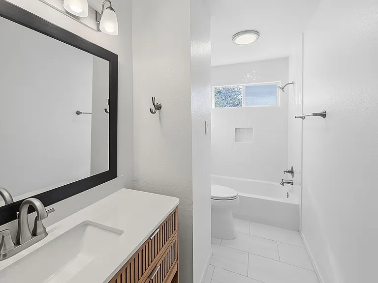 5568 Murton Pl — Photo 18