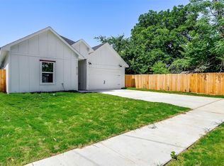 5112 Draper St, Fort Worth, TX 76105