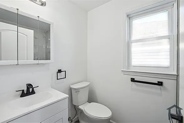531 Livingston St #2 — Photo 7