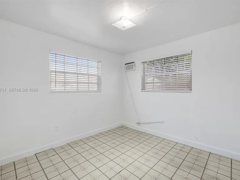 126 SW 18th Ave #4 — Photo 10