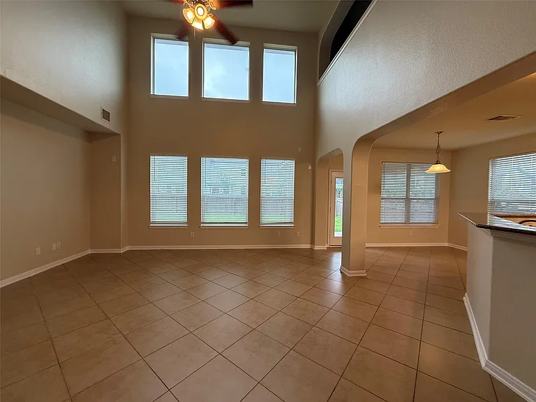 1209 Laurel Oak Trl — Photo 7