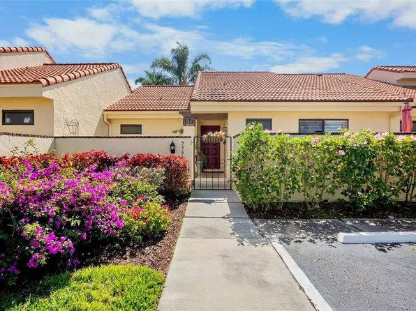 5366 Huntingwood Ct #14, Sarasota, FL 34235