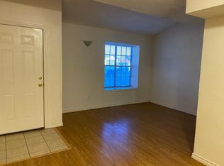 302 Cates Dr, Kaufman, TX 75142