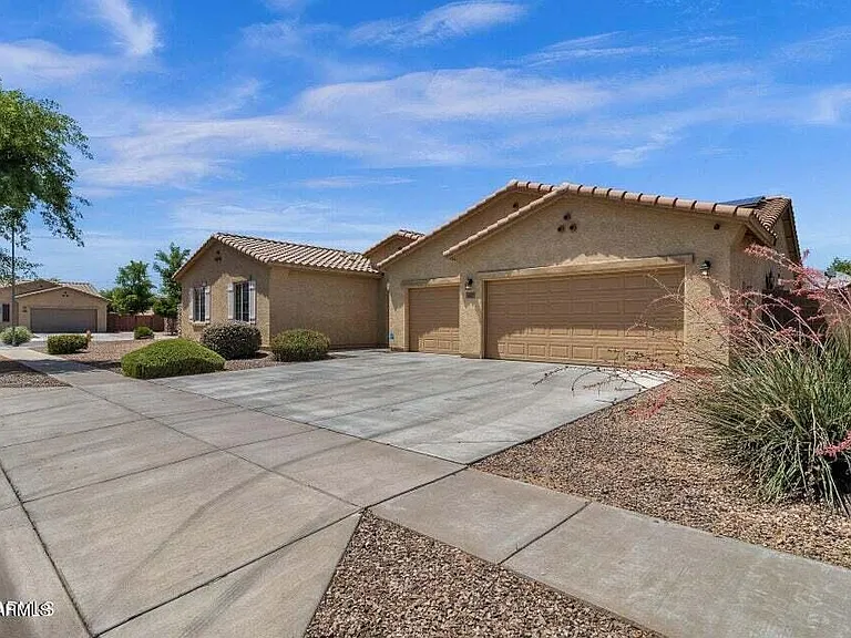 5542 W Kowalsky Ln — Photo 3
