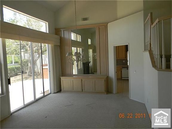5th image of 8426 E Hillsdale Dr