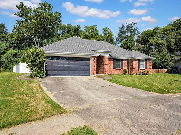 2nd image of 1014 Amberfield Ct