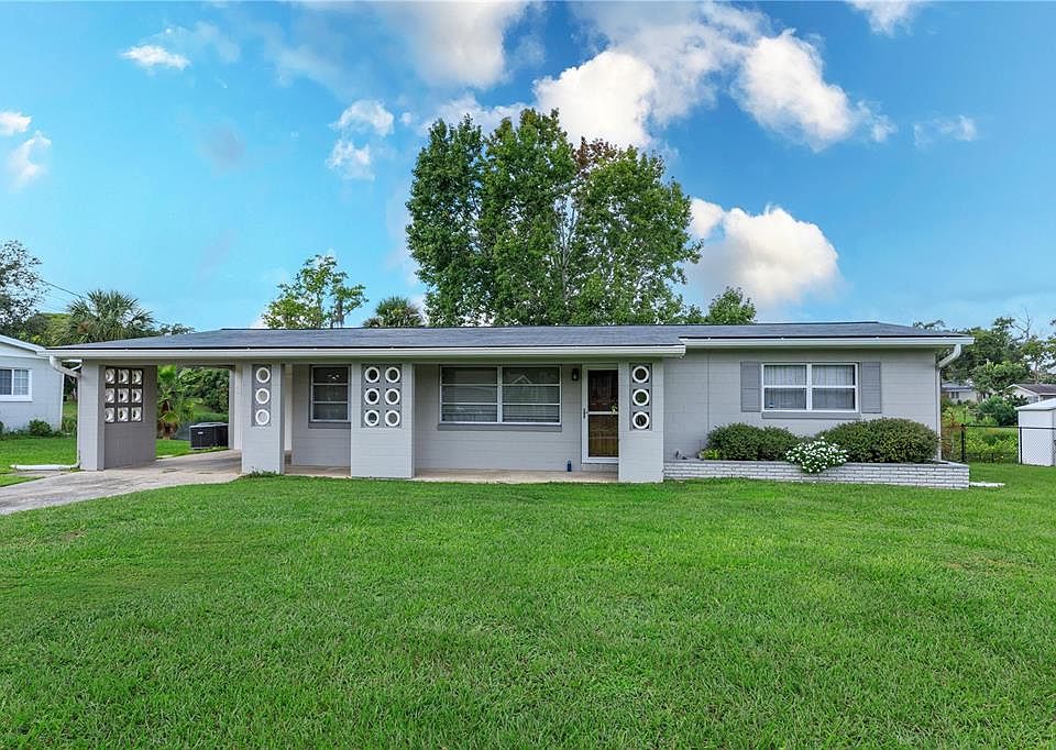 1st image of 16 Camelia Dr