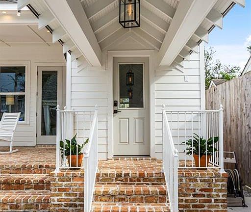4th image of 5948 Orleans Ave