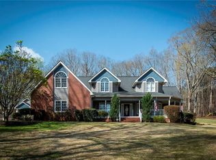 86 S Creek Ct, Carrollton, GA 30117