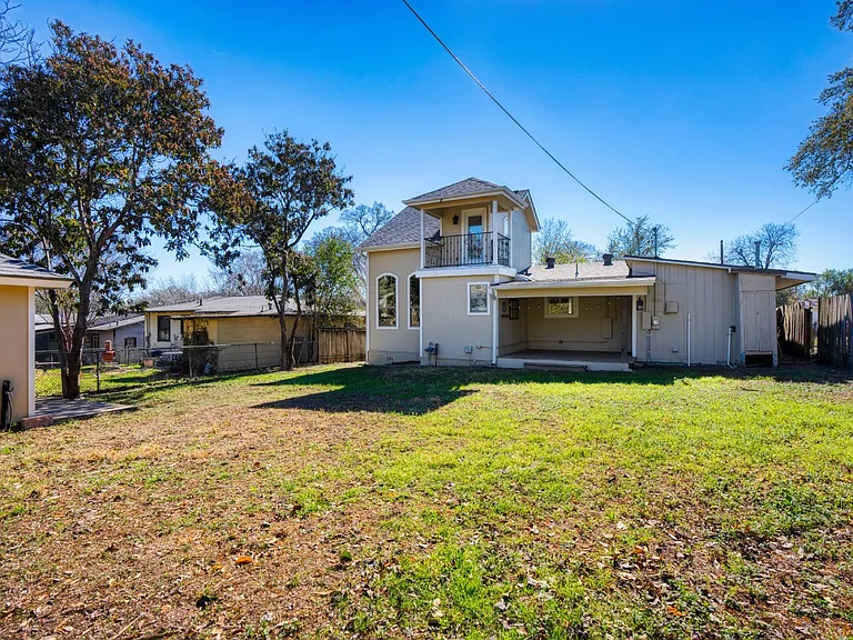 431 Irvington Dr — Photo 27