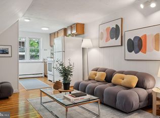 265 S 9th St APT 3R, Philadelphia, PA 19107