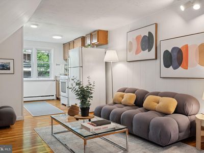 265 S 9th St APT 3R, Philadelphia, PA, 19107