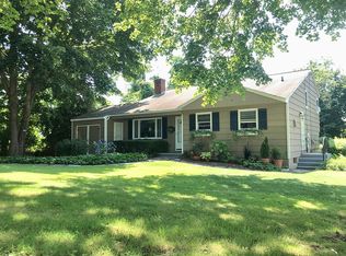 11 Birch St, Niantic, CT 06357