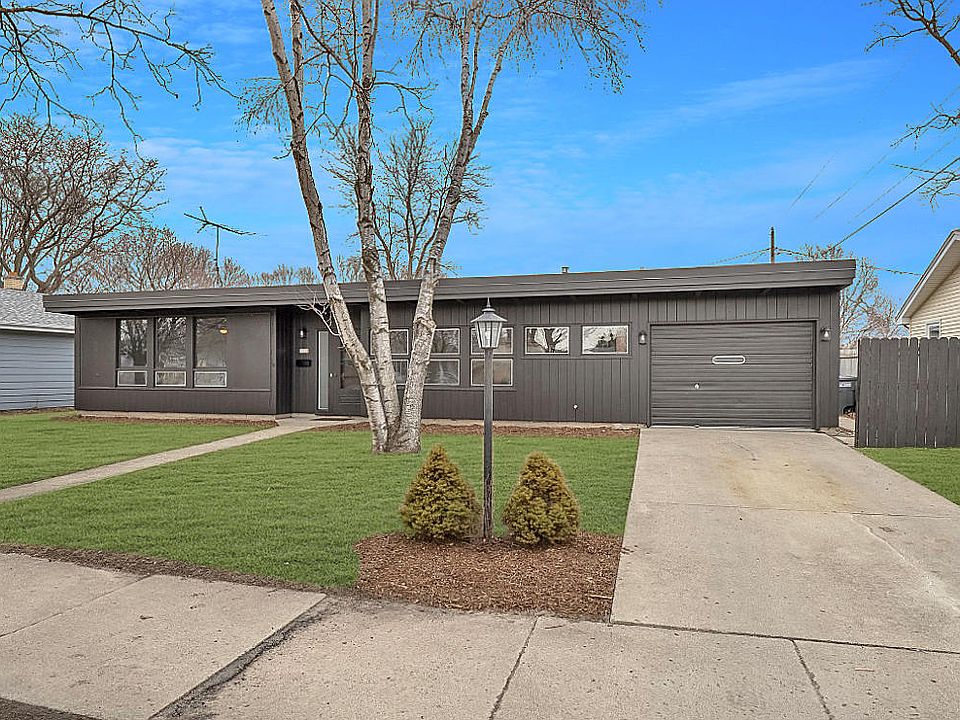 1st image of 2518 Saemann Ave