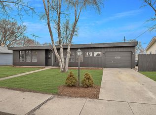 2518 Saemann Ave, Sheboygan, WI 53081