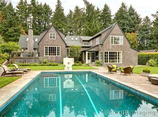 202 Berwick Rd, Lake Oswego, OR 97034