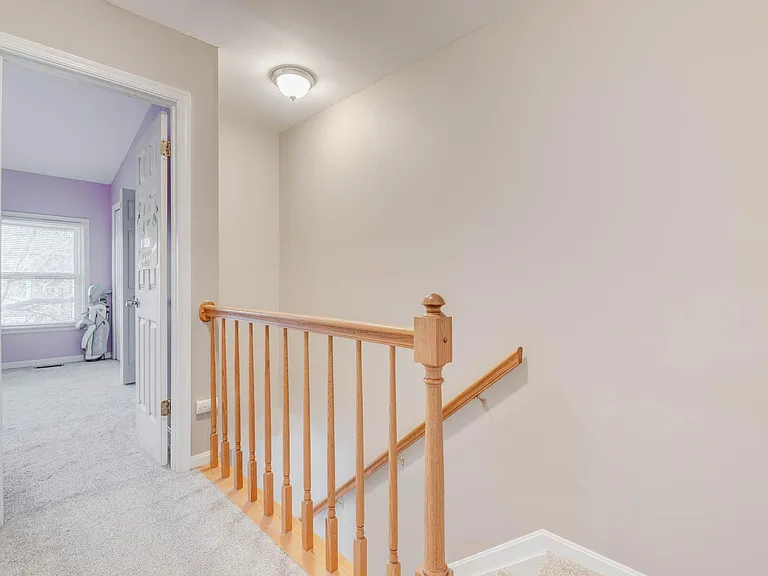 216 Roundhouse Ct — Photo 15
