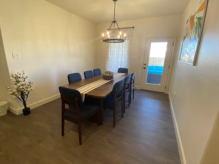 5901 Fordham St — Photo 8