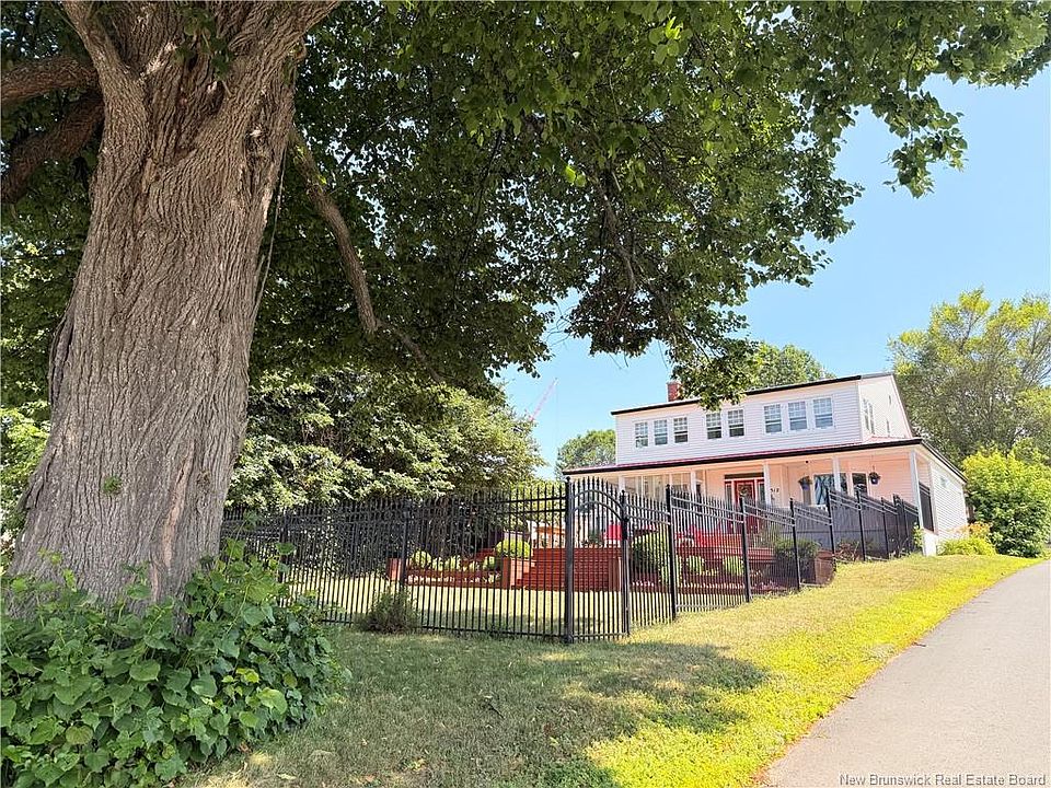 1st image of 1512 Water St