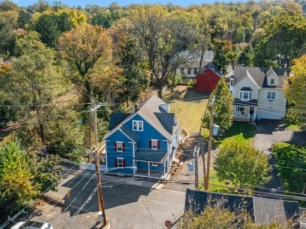 9 E College Ave, Yardley, PA 19067
