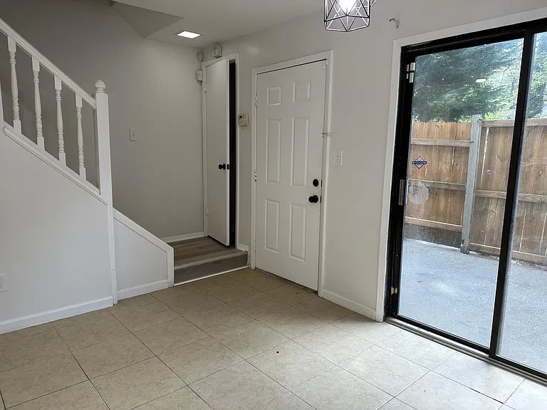6339 Holcomb Way #D — Photo 17