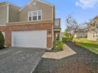 16127 Golfview Dr, Lockport, IL 60441