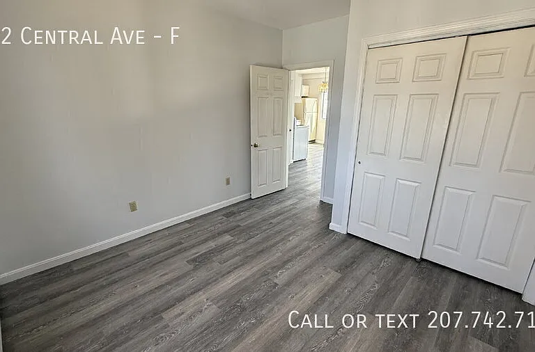 712 Central Ave #F — Photo 6