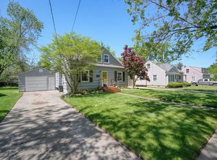 2414 Midday St, Jackson, MI 49203