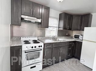 39 Shaw St UNIT 2, New London, CT 06320