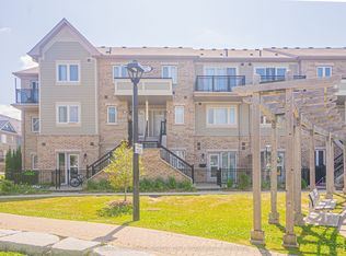250 Sunny Meadow Blvd #307, Brampton, ON L6R 3Y6