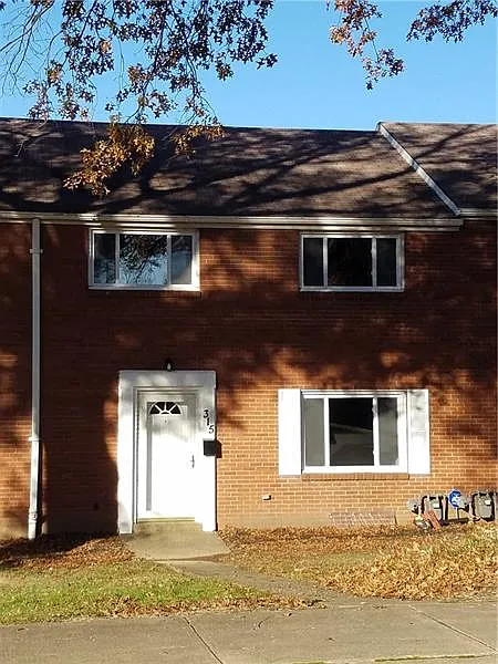 315 Macassar Dr photo 1