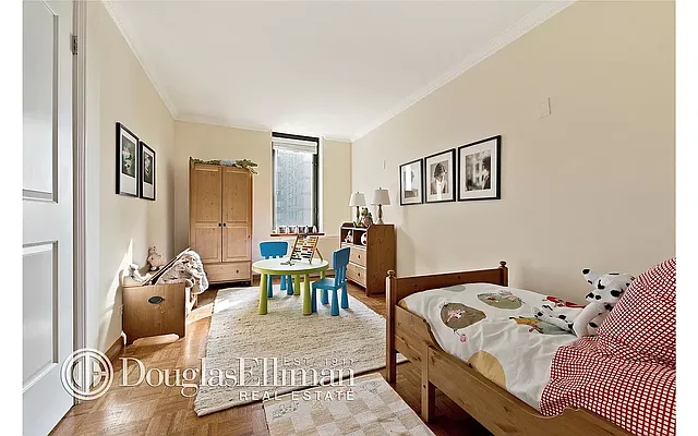 Rented by Douglas Elliman | media 7