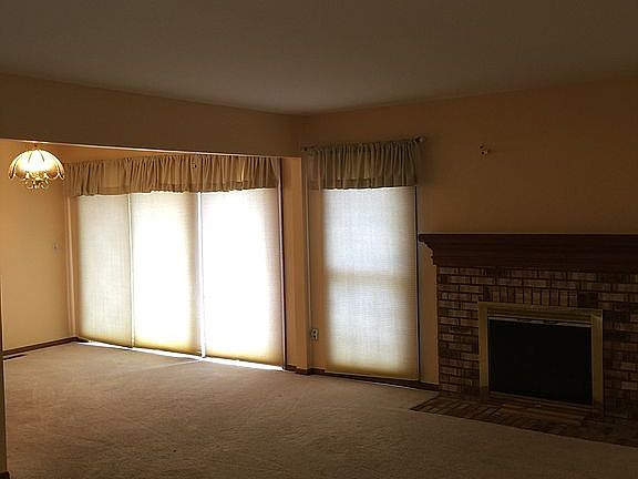 4th image of 49420 Richmond Ct
