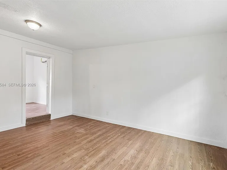 1045 NW 115th St — Photo 32