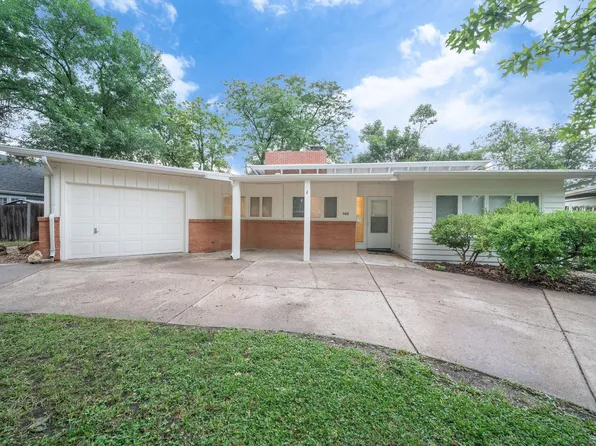 5418 Lambsdale St, Wichita, KS 67208