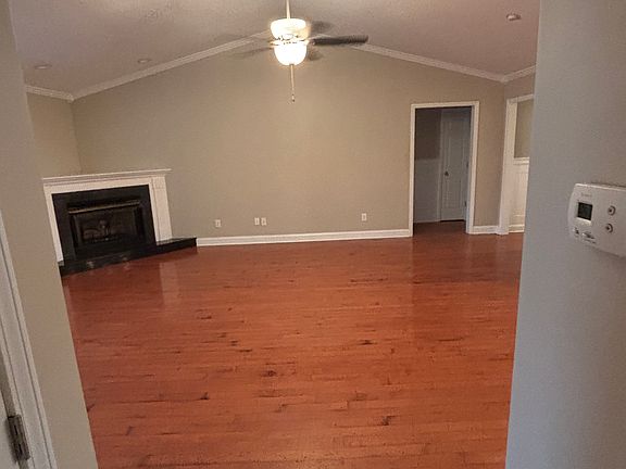 3rd image of 200 Neptune Ct