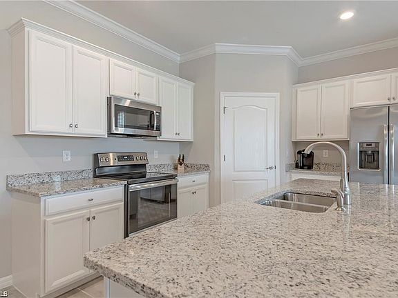 5th image of 10284 Livorno Dr