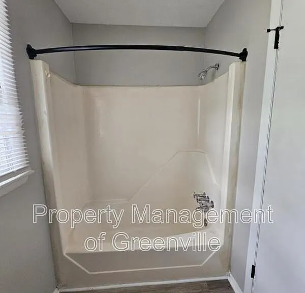 6526 White Horse Rd #10B — Photo 11