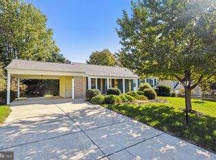 1825 Saint Roman Dr, Vienna, VA 22182