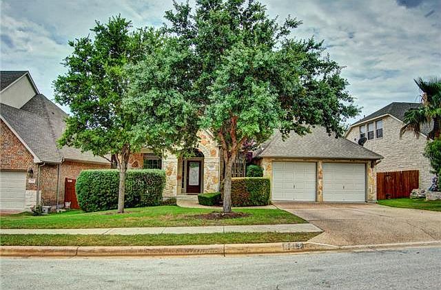 1st image of 2413 Tivoli Dr