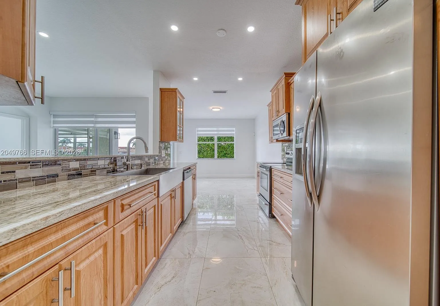 15958 SW 71st Ter Miami, FL 33193-3471 — Photo 4