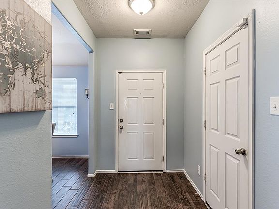 3rd image of 14130 Hearth Hollow Ln