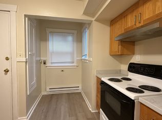 4713 Brooklyn Ave NE, Seattle, WA 98105