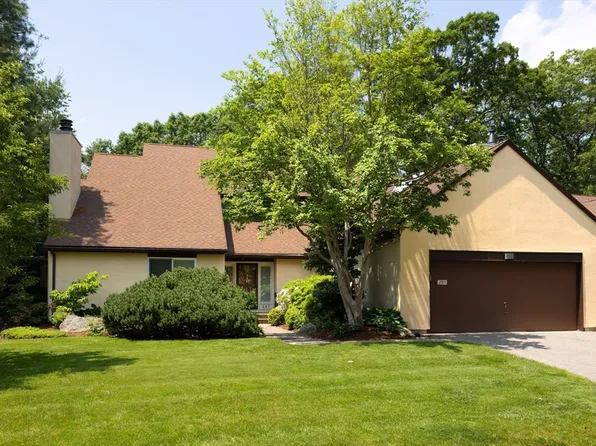 291 Goddard Ave #291, Brookline, MA 02445