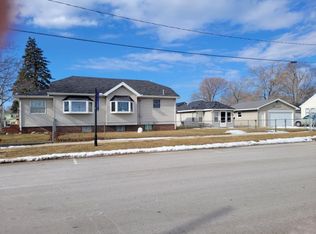 119 E River Rd, Oscoda, MI 48750