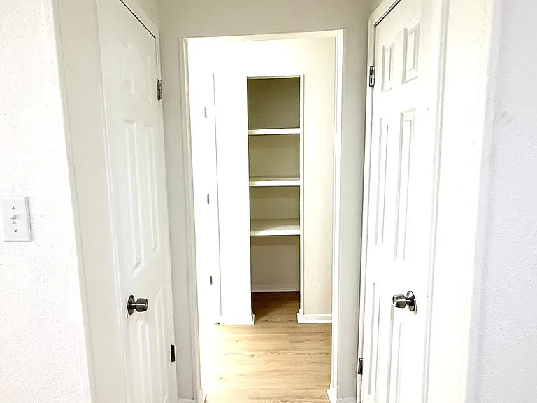 1401 Arvel Cir — Photo 21