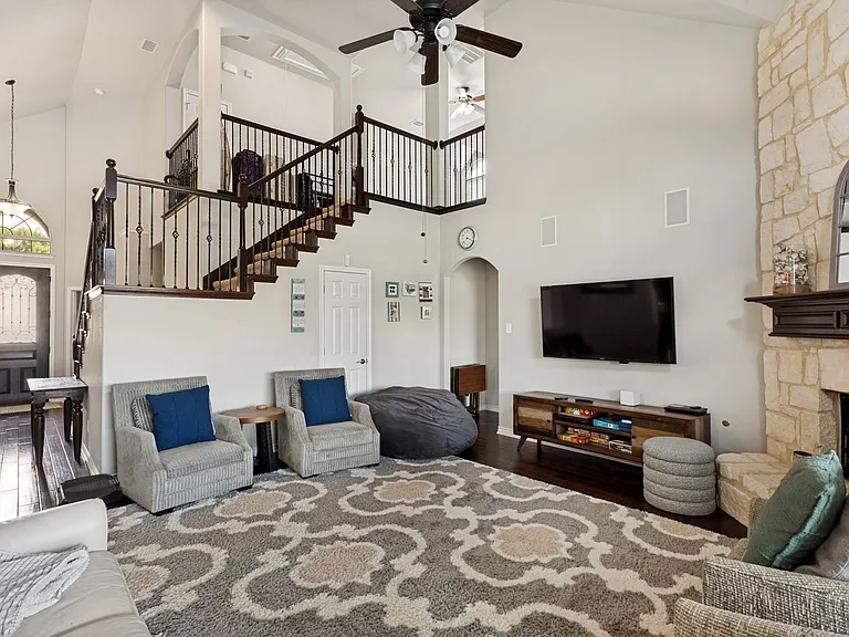 4117 Autumn Path Rd — Photo 4