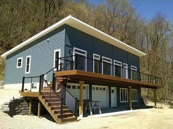 817 N 2nd St, Brownsville, MN 55919